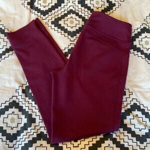 C9 Champion Burgundy Wine Pocket Leggings Size Medium